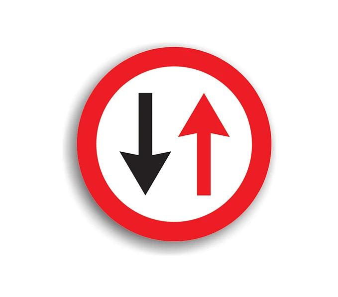 Prioritate pentru circulatia din sens invers